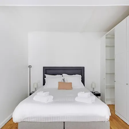 Pick A Flat's In Saint Germain - Rue De Buci *