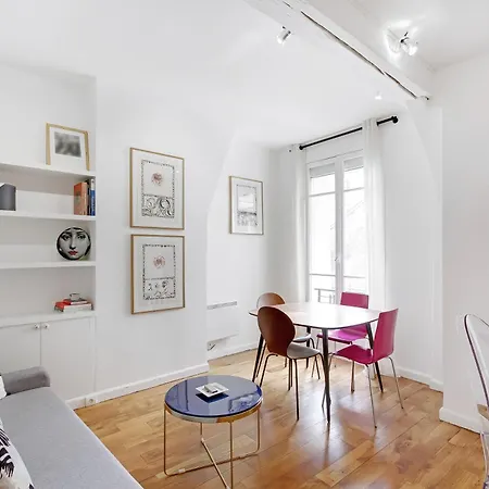 Pick A Flat's In Saint Germain - Rue De Buci * Paris