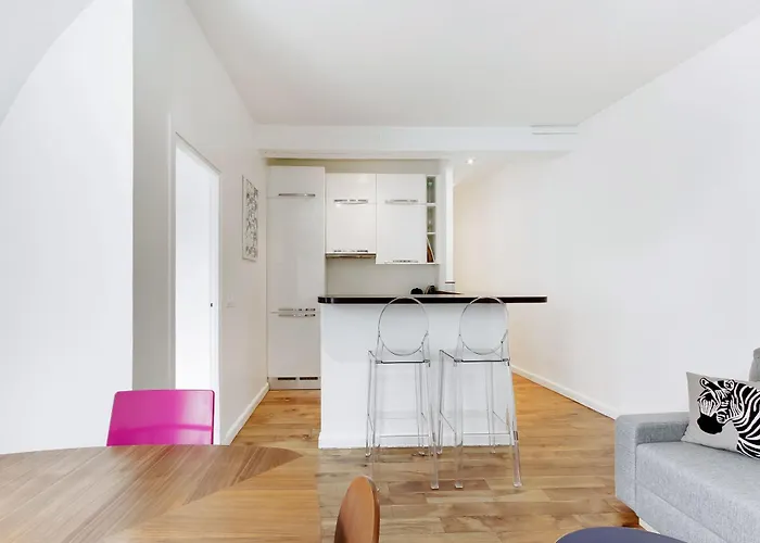 Pick A Flat's In Saint Germain - Rue De Buci Apartment *