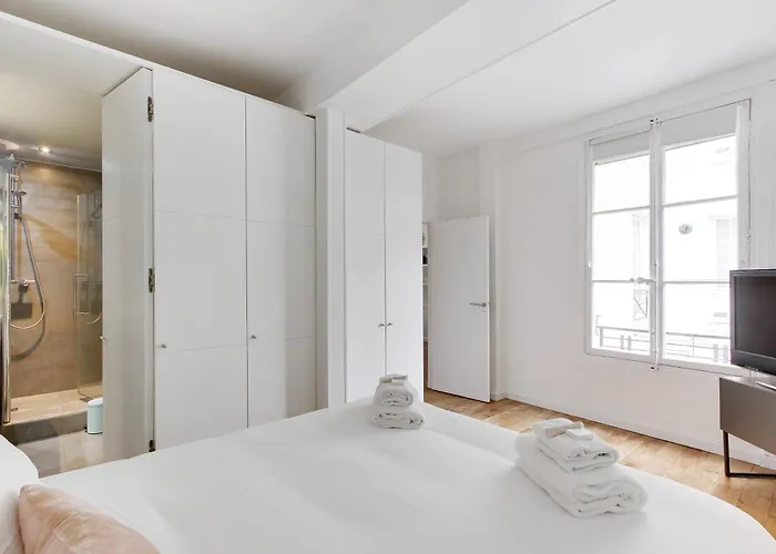 Apartment Pick A Flat's In Saint Germain - Rue De Buci Paris