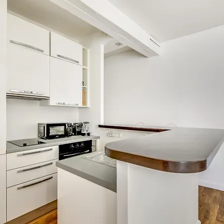 Pick A Flat's In Saint Germain - Rue De Buci * Paris
